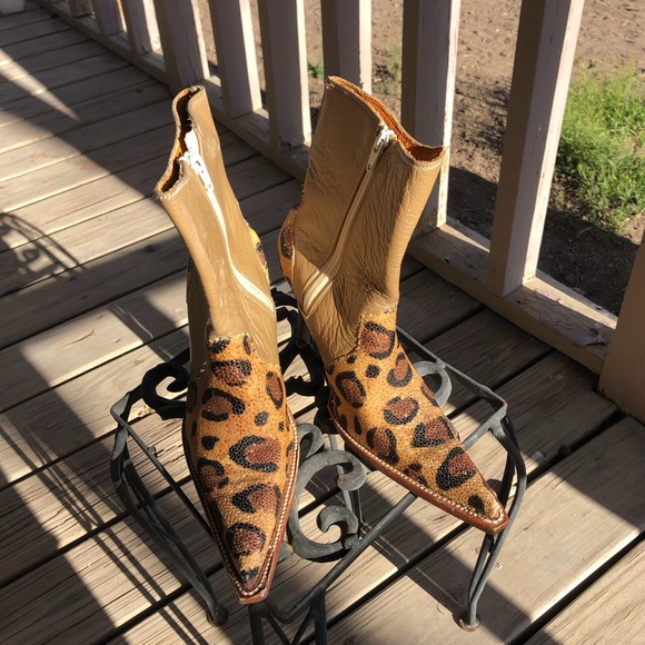 80's Style Point Heels!! - Picture 3 of 7